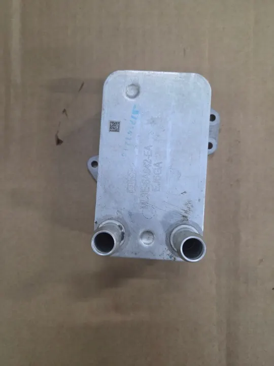 Arrefecedor de óleo Ford Ranger Raptor OEM ML3E-6A642-EA image 4