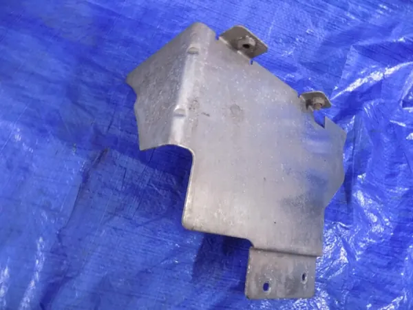 Support de bouclier silencieux Scania P380 11R OEM 1944861 image 4