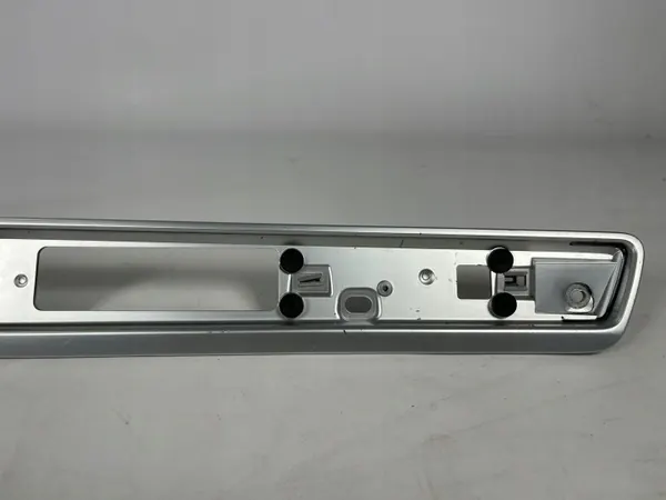 Puxador interior dianteiro direito OEM 7P6837114 image 4