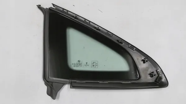 Vitre latérale fixe arrière gauche BMW F44 OEM 7483157 image 2