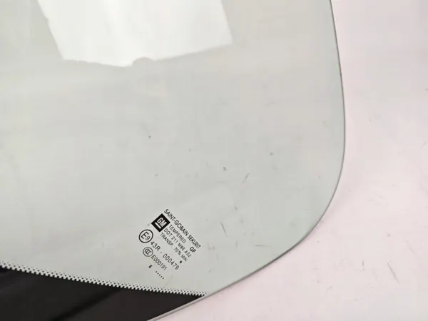 Vitre Triangle Arrière Gauche Opel Corsa E OEM 43R-000479 image 3