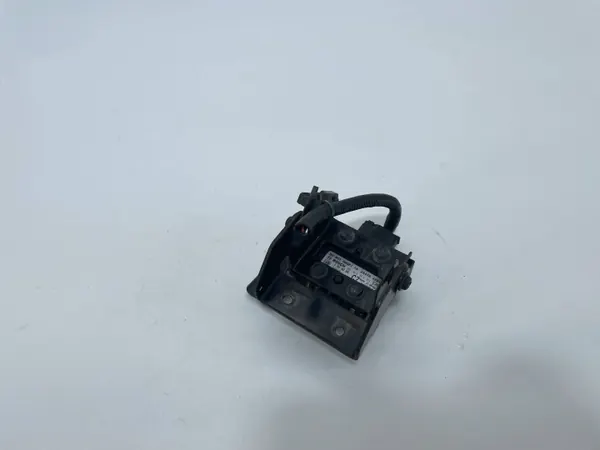 Tutkasensorin kiinnike OEM 28438-3ZU1B Nissan Pulsarille image 7