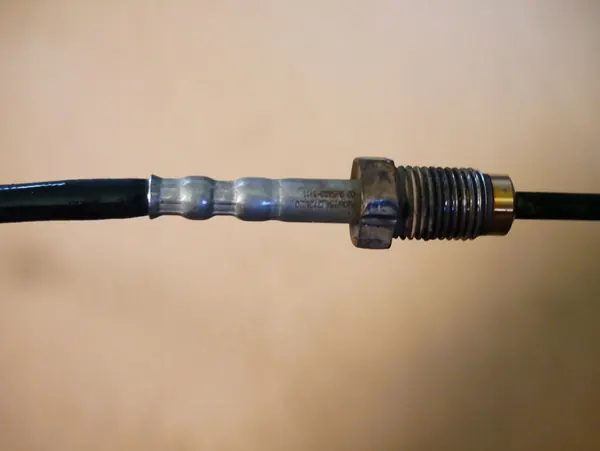 Sensor de Temperatura de Escape BMW E60 E81 E83 E84 E87 E90 F10 F25 image 4