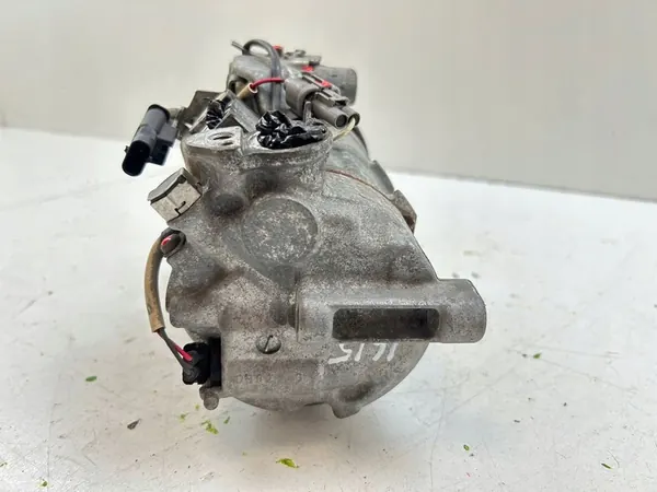 Compresor de aire acondicionado Mercedes-Benz OE A0008303502 image 9