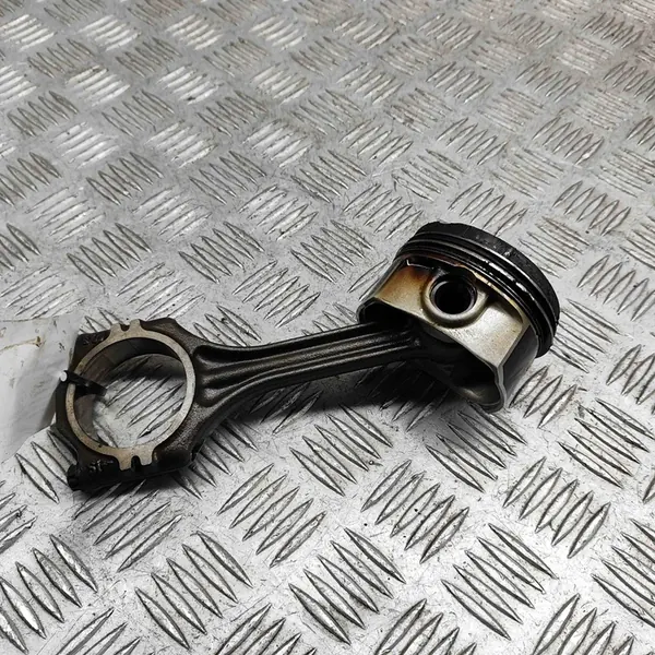 VW PASSAT B6 Kolv 1.4L 110kw 2009 OEM 036198401C image 5