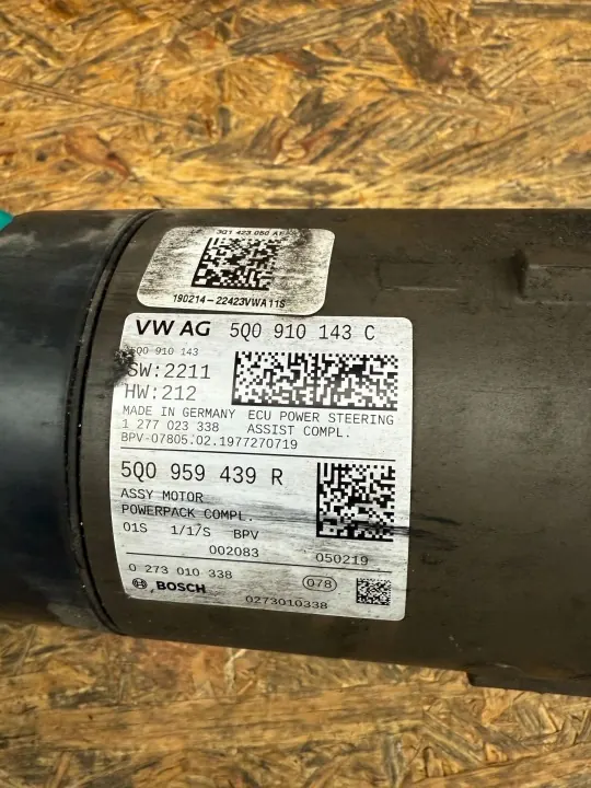Pompe de direction OEM 5Q0910143C pour VW Arteon image 4