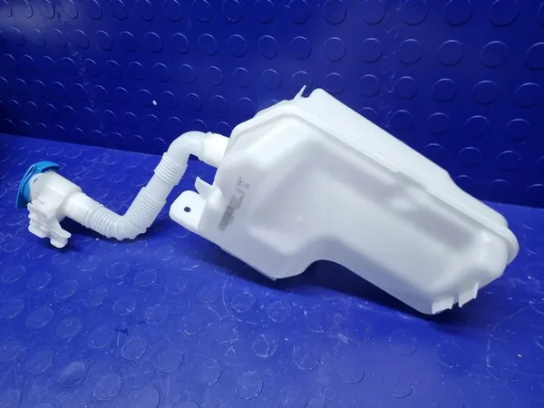 Koko Pesunesteen Säiliö Audi A3 8Y OEM image 4