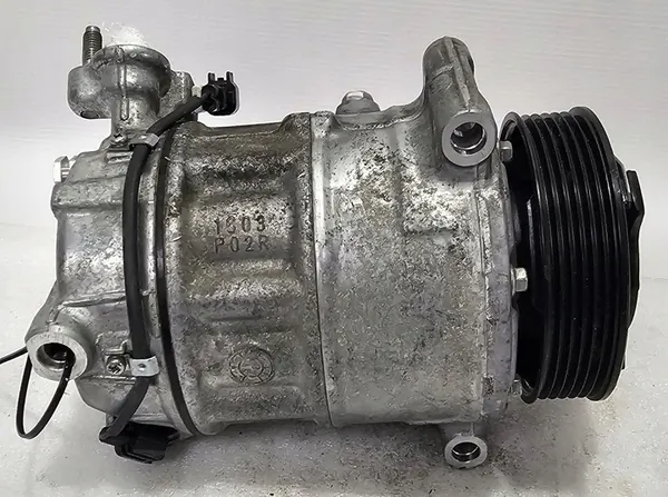 Compresseur de clim Jaguar X150 X250 X351 / Land Rover L319 L320 L322 image 3