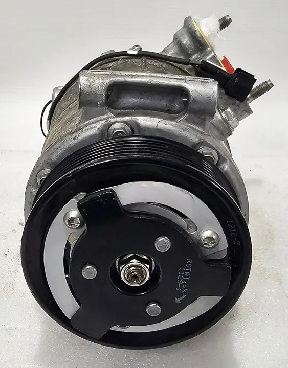 Compresseur de clim Jaguar X150 X250 X351 / Land Rover L319 L320 L322 image 4