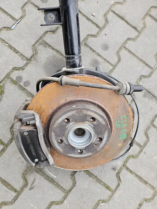 MERCEDES CLA W 118 McPherson Vasemman Etuiskunvaimentimen image 2