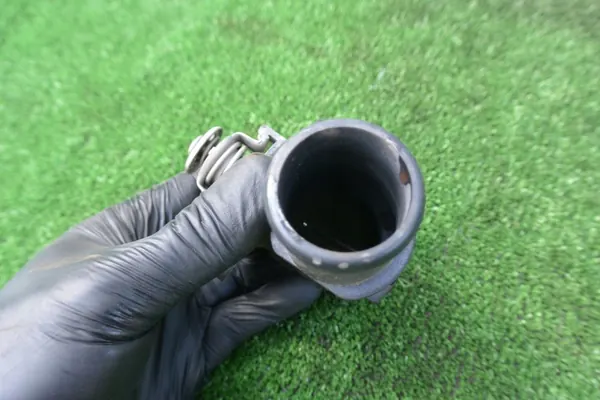 OEM Termostaatin Kotelo Maserati 3.0D - Käytetty image 5