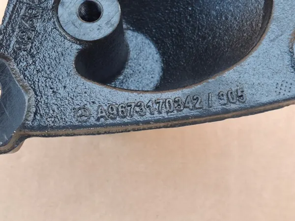 Support de vérin Mercedes Atego OEM A9673170342 image 4