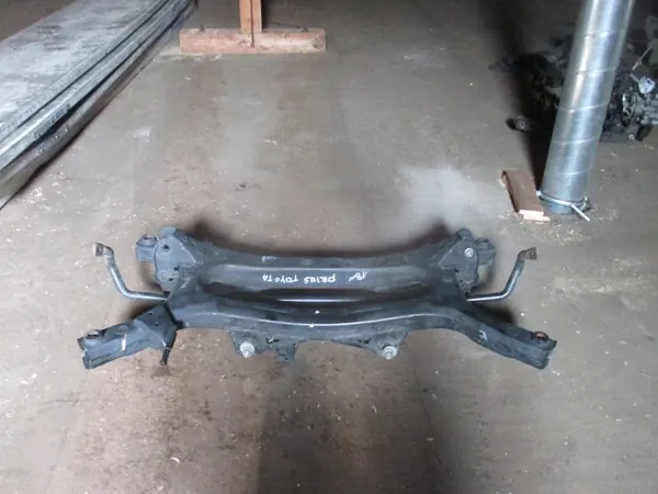 Brazo suspensión trasera Toyota Prius OEM prius Usado image 5