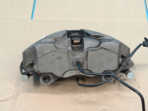 AUDI A5 F5 SPORTBACK 2018 Vasemman Etu Jarrusatula 8W0615107D image 5