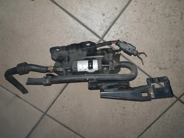 Bomba de Combustível Audi A3 8P VW Golf VI Passat B7 image 2