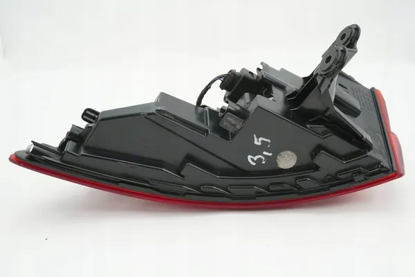 Luz trasera izquierda Audi A4 B9 8W9945091C image 9