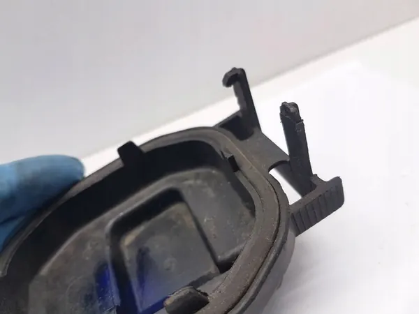 BMW 3 E36 1998 Framlampa Glödlampa Täcka OEM 1101170 image 3