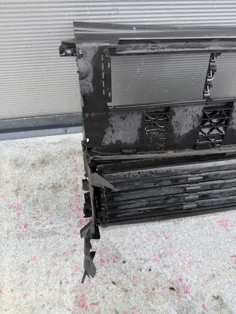 OEM 983672328 Ilmaohjausrulla Peugeot 3008 II:lle image 3