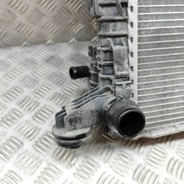 Pièce refroidissement OEM 80A145804D Audi Q5 2.0L 2019 image 5