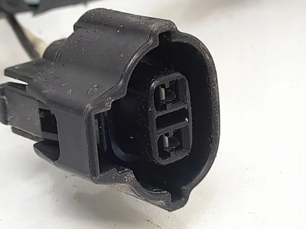 Cableado de maletero Mitsubishi ASX OEM 8512B306 image 4