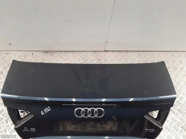 Audi A5 2015 Takaluukku 2000 Diesel OEM 4e0827574m image 2