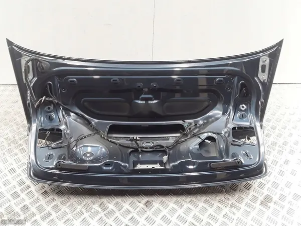 Audi A5 2015 Takaluukku 2000 Diesel OEM 4e0827574m image 3