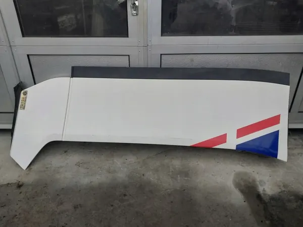 Déflecteur de cabine Scania R/S droit complet OEM image 2