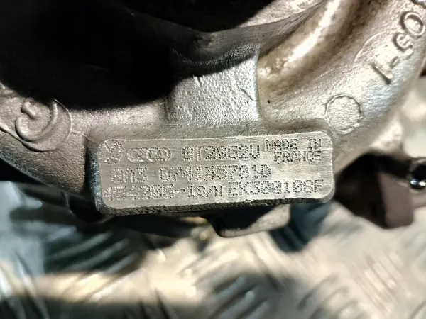 Turboalimentador VW LT 2.5 TDI 074145701D image 2