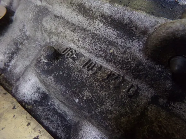 OEM 06E103373D Linker Zylinderkopf für Audi A6 C6 image 8