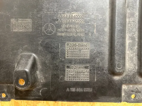 Mercedes CLA W118 Escudo Parachoques Trasero OEM A1186840200 image 6