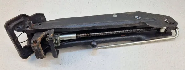 Macaco Audi Q7 4L 05-09 OEM 7L0011031H image 6