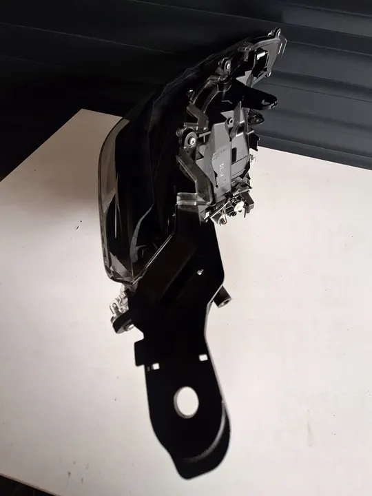 TOYOTA RAV 4 XA50 18 - FARO IZQUIERDO image 10