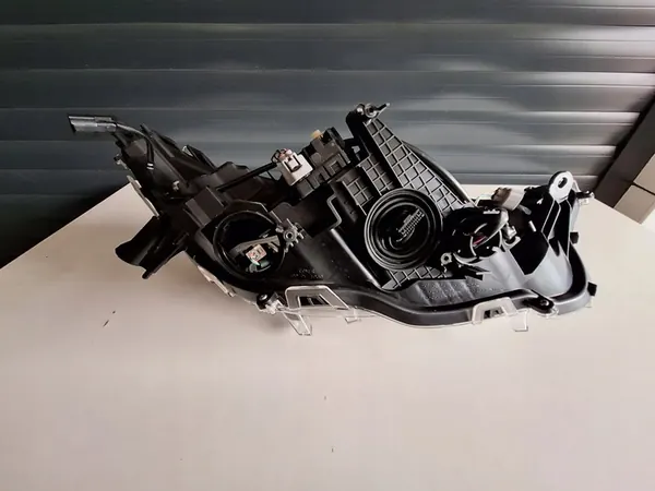 TOYOTA RAV 4 XA50 18 - FARO IZQUIERDO image 5