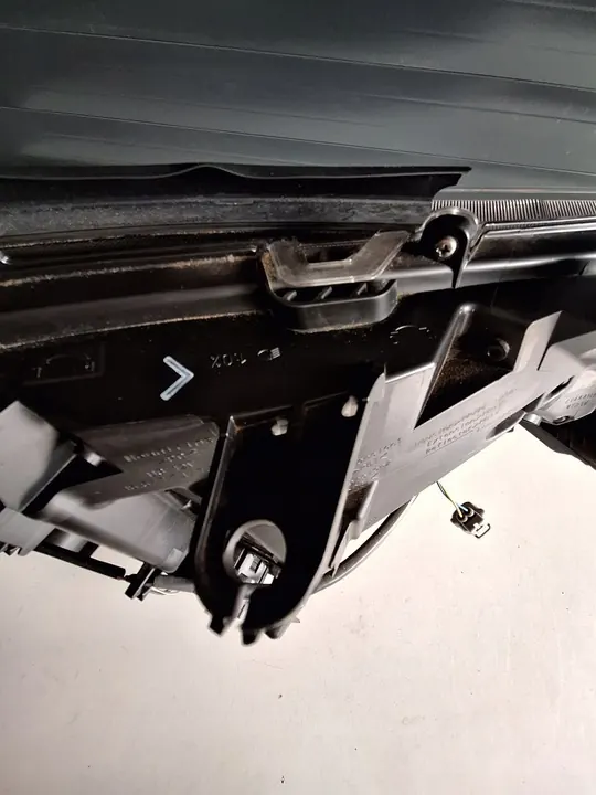 TOYOTA RAV 4 XA50 18 - FARO IZQUIERDO image 9