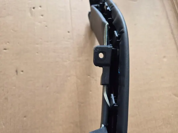 MG ZS 17-19 Middenconsole Bekleding OEM - Rode Stiksel image 6