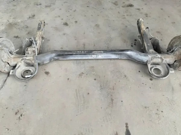 Taka-akselipalkki ABS-rumpujen kanssa OEM BELKA OŚ ZAWIESZENIA TYŁ BĘBNY Z ABS CITROEN EVASION I image 4