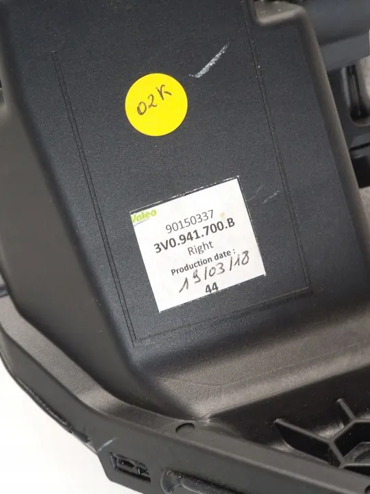 Farol de Neblina Halógeno Skoda Superb 3 2019 LCI 3V0941700B image 6