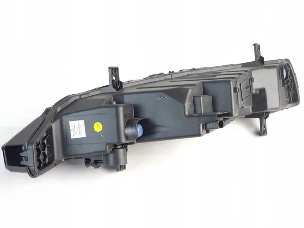 Farol de Neblina Halógeno Skoda Superb 3 2019 LCI 3V0941700B image 7