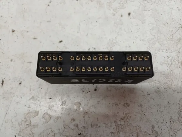 Módulo relé luzes OEM 1265420332 Mercedes E W124 image 3