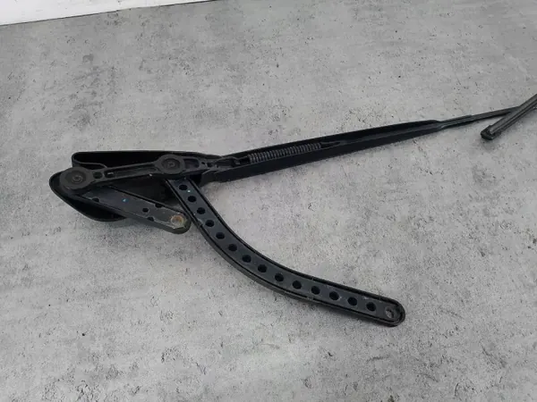 Renault OE OEM 80010797 Vindrutetorkararm - Höger Fram image 3