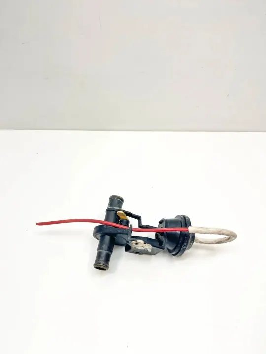 Lämmitysventtiili OEM A1078300584 Mercedes SL:lle image 2