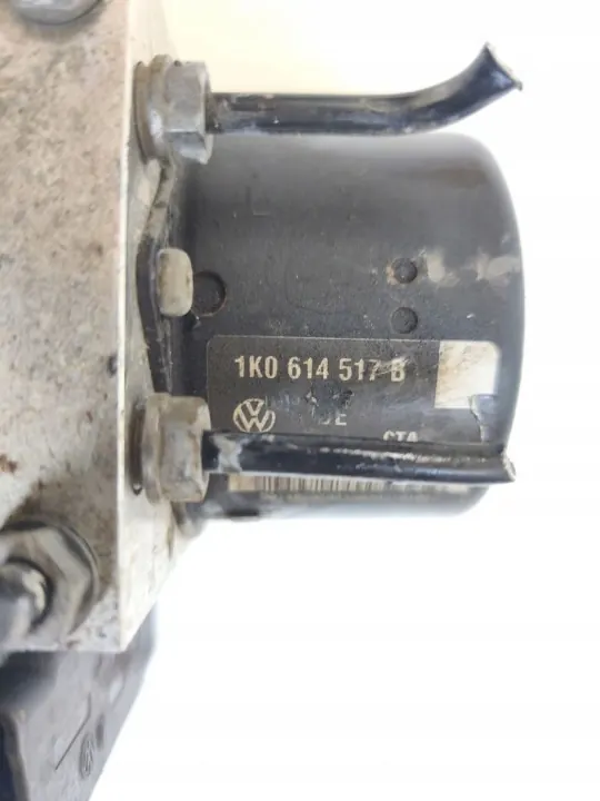 Pompe ABS OEM 1K0614517B pour VW Golf V, Audi A3 image 3