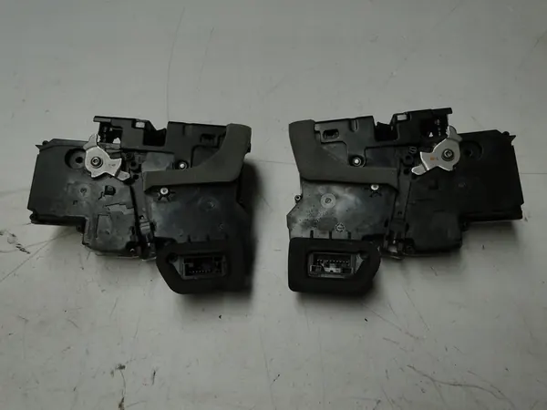 Hintertürschloss Audi A6 A7 Q8 4K 4K0839015P 4K0839016Q image 2