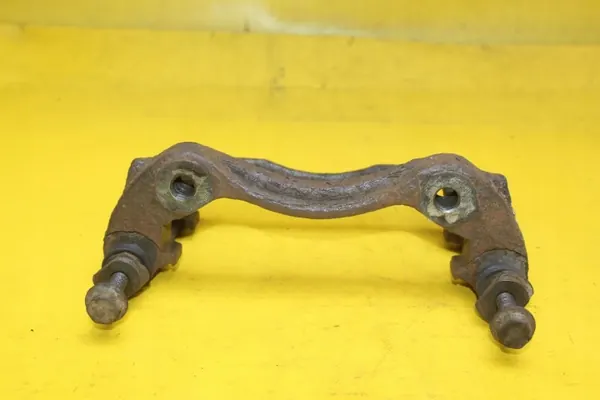 Jarrupuristintuki oikea etu OEM 4231 Ford Transit image 4