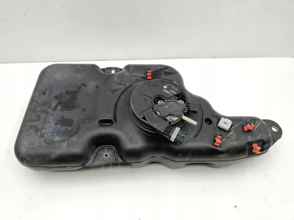 Isuzu D-Max III 1.9 AdBlue-säiliö OEM 0444040048 image 4