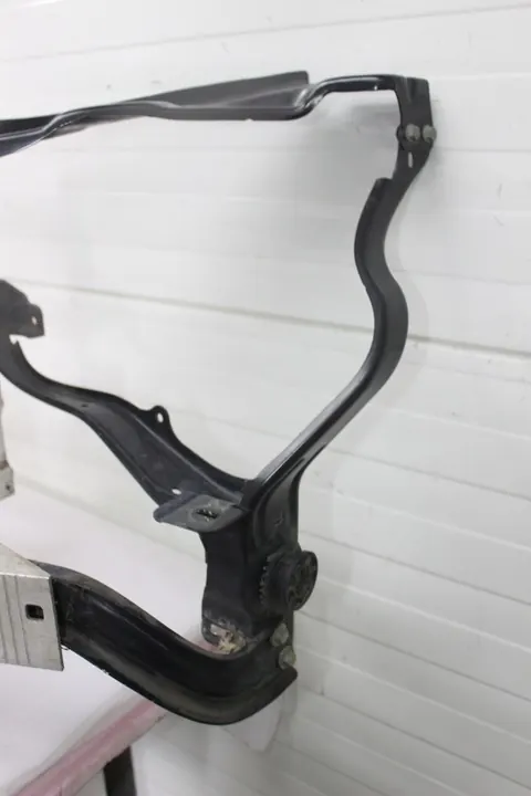 MERCEDES E W212 Rinforzo Superiore Anteriore OEM A2126200230 image 3