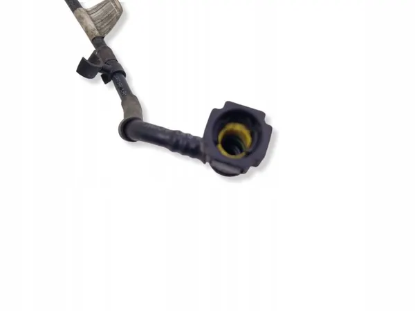 Land Rover Bränsleledning OEM G4D39S468BC - Begagnad image 4