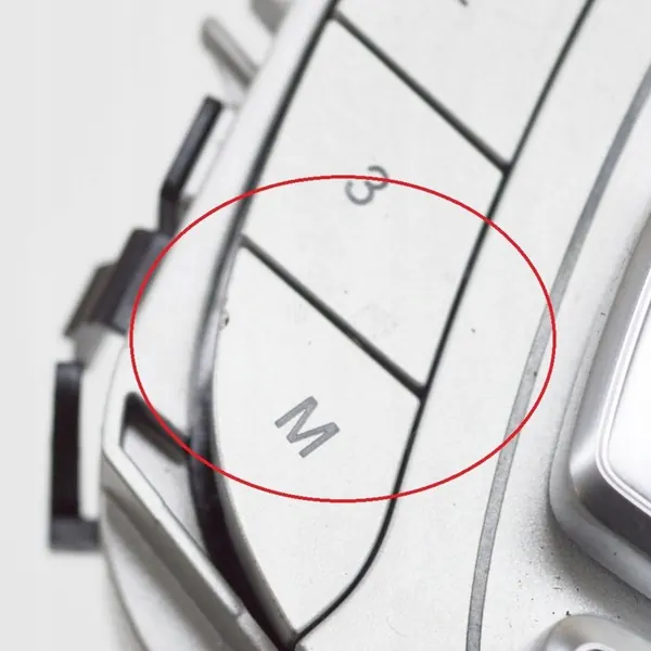 Linkerzijde stoelbediening knoppen Mercedes-Benz EQC 2020 OEM image 6