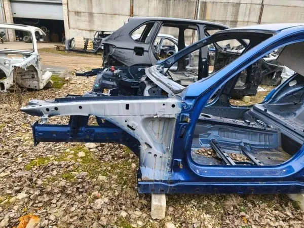 BMW OE 7145351 Linke vordere Kotflügel E91 3er Reihe image 3