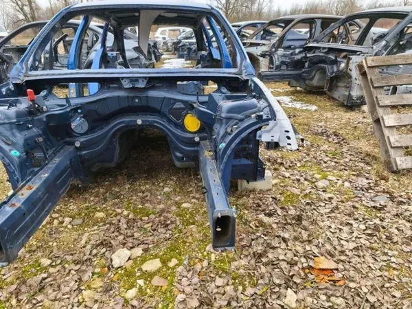 BMW OE 7145351 Linke vordere Kotflügel E91 3er Reihe image 4